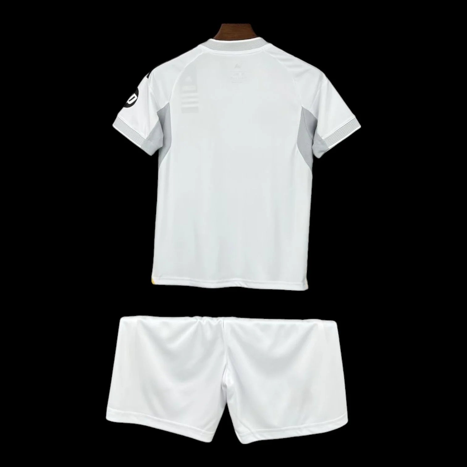 MAILLOT ENFANT REAL MADRID DOMICILE 2025/2026