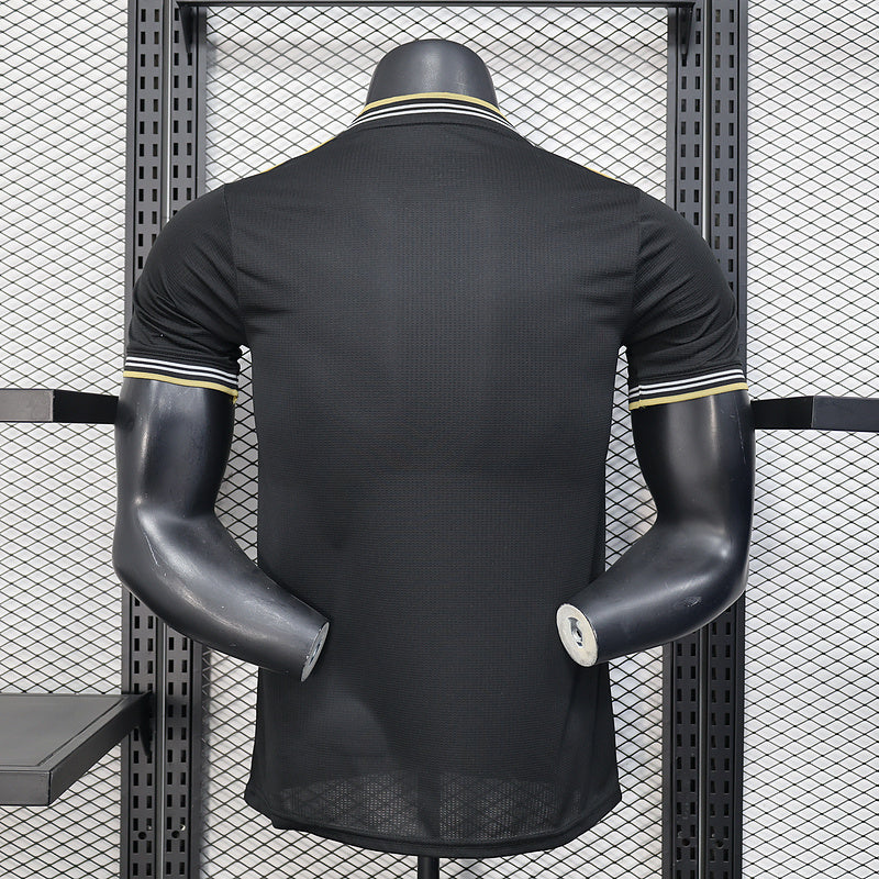 MAILLOT JUVENTUS ÉDITION SPÉCIALE NOIR 2025/2026