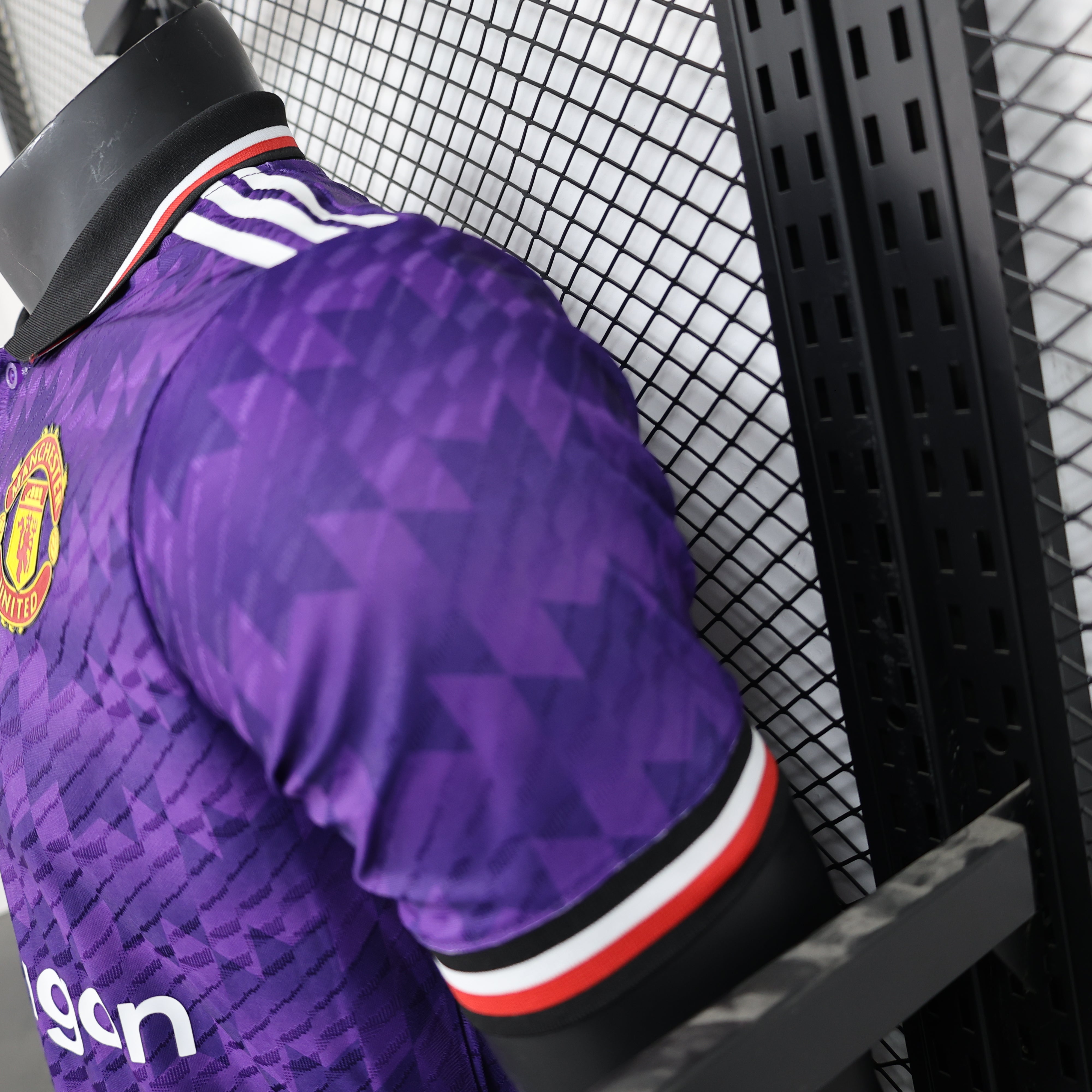 MAILLOT MANCHESTER UNITED THRID 2023/2024