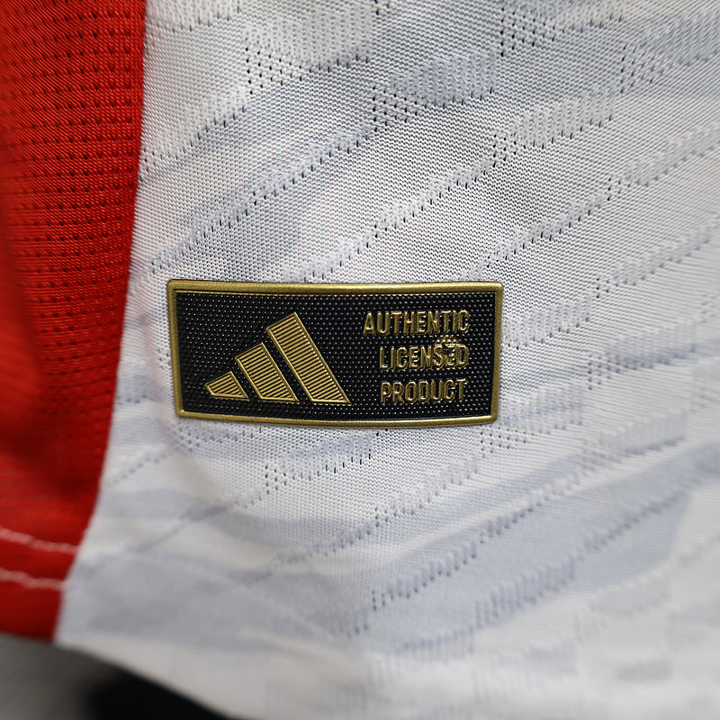 MAILLOT MANCHESTER UNITED BLANC ÉDITION SPÉCIALE 2025/2026