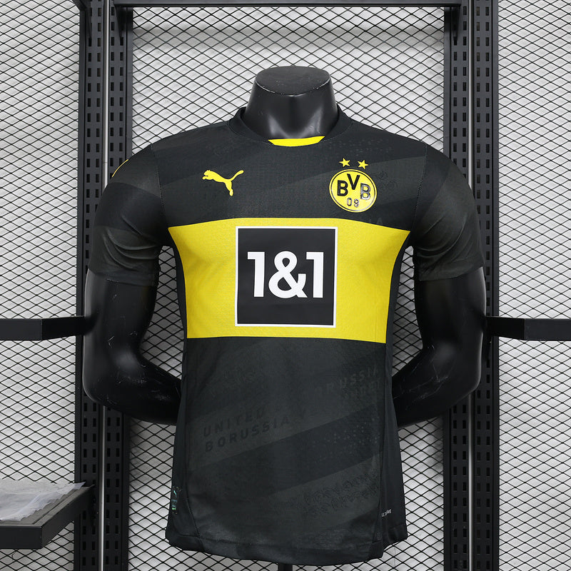 Un maillot collector pour les 110 ans du Borussia Dortmund Un maillot collector pour les 110 ans du Borussia Dortmund