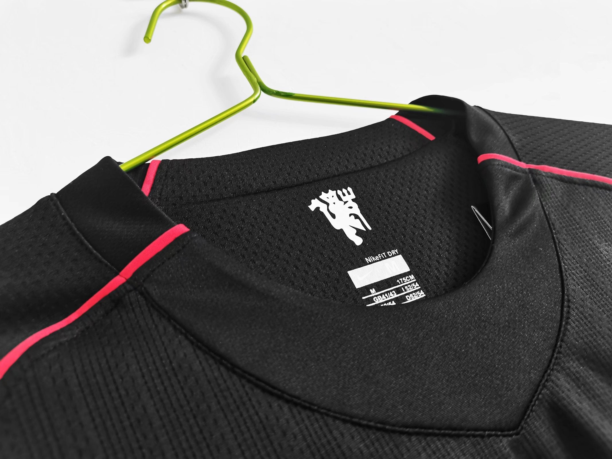 MAILLOT MANCHESTER UNITED EXTÉRIEUR 2007/2008 VERSION MANCHES LONGUES