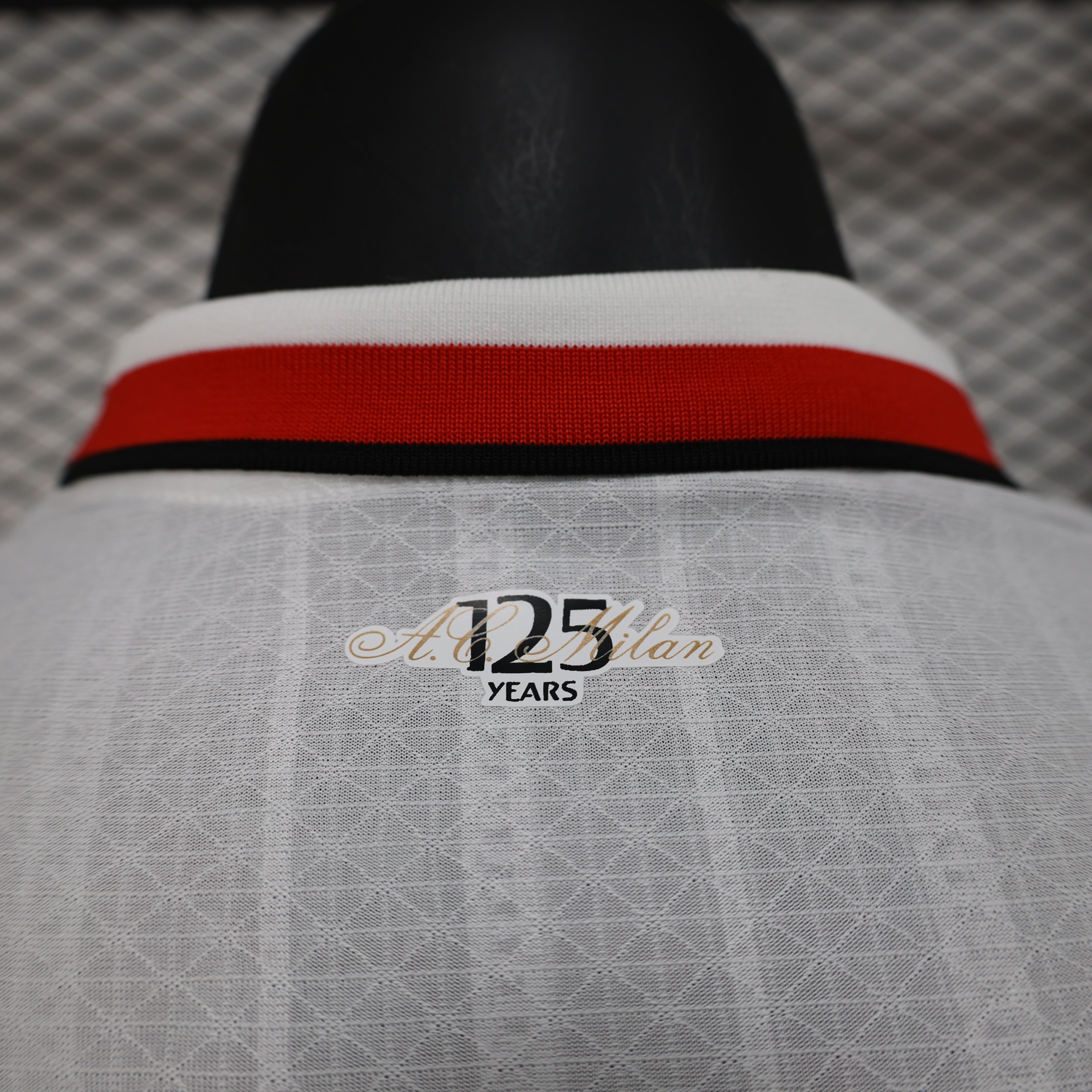 MAILLOT AC MILAN EXTÉRIEUR MANCHES LONGUES 2024/2025