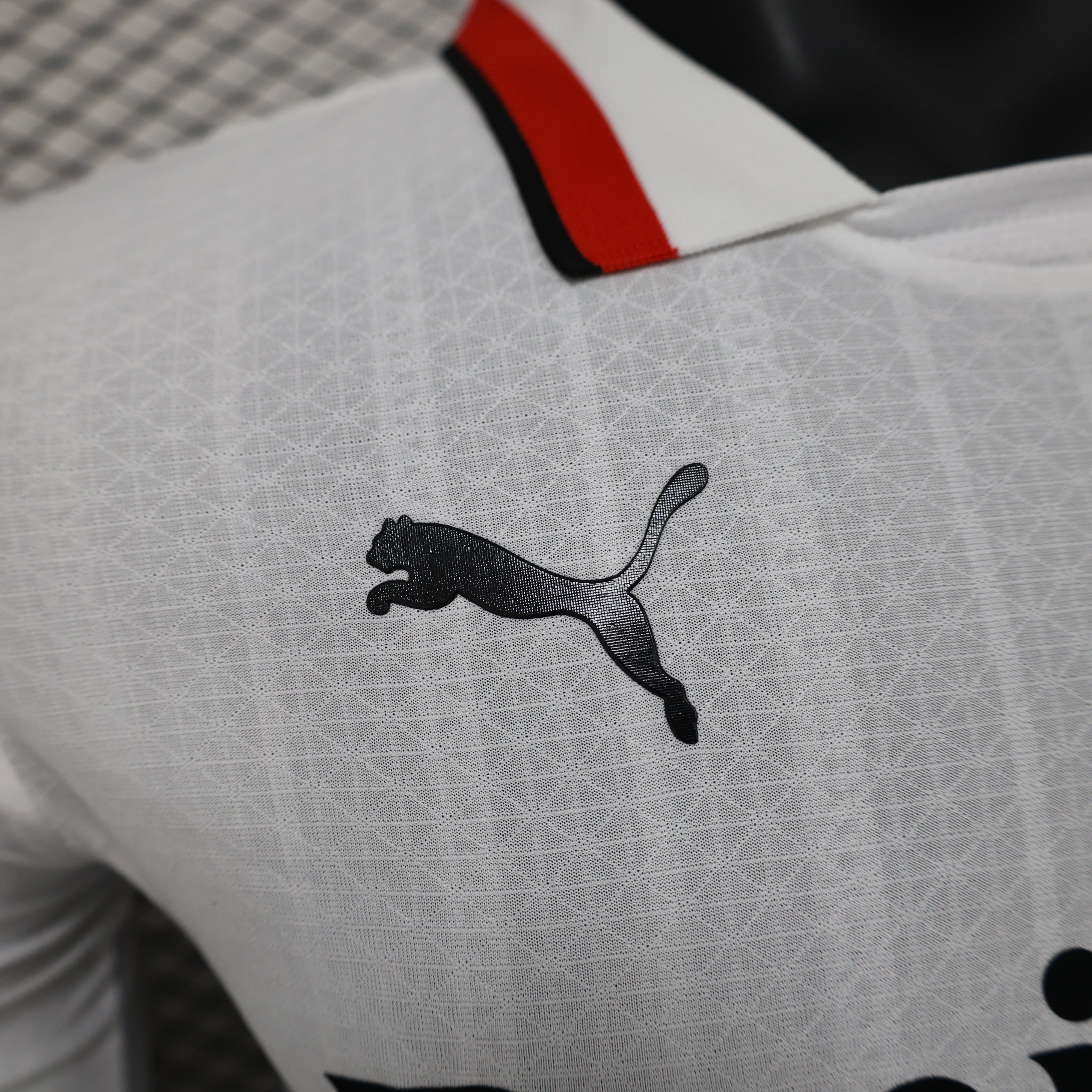 MAILLOT AC MILAN EXTÉRIEUR MANCHES LONGUES 2024/2025