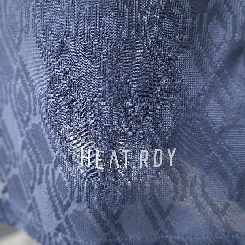 MAILLOT JUVENTUS EXTÉRIEUR 2024/2025 VERSION MANCHES LONGUES