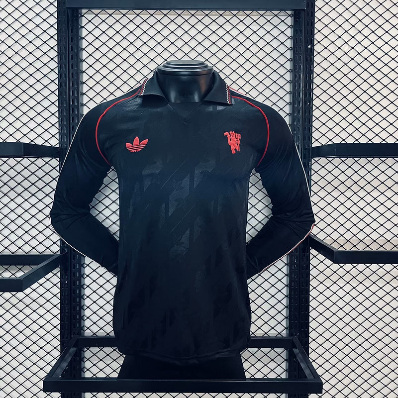 MAILLOT RETRO MANCHESTER UNITED 2024/2025 VERSION MANCHES LONGUES