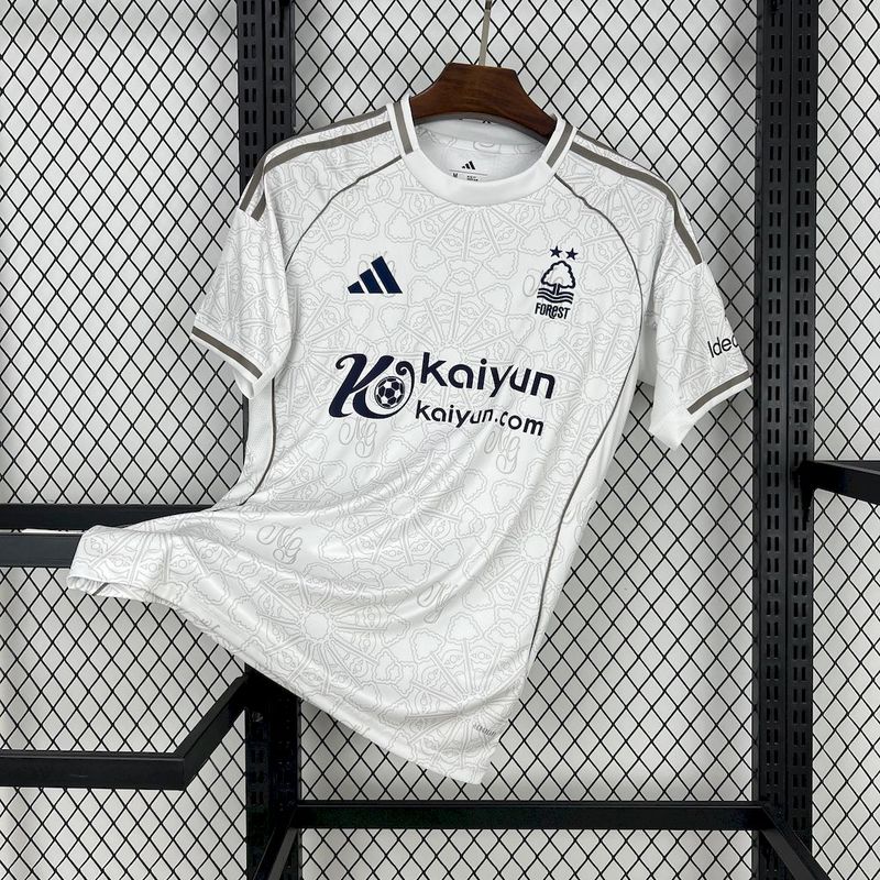 MAILLOT NOTTINGHAM FOREST EXTERIEUR 2025/2026