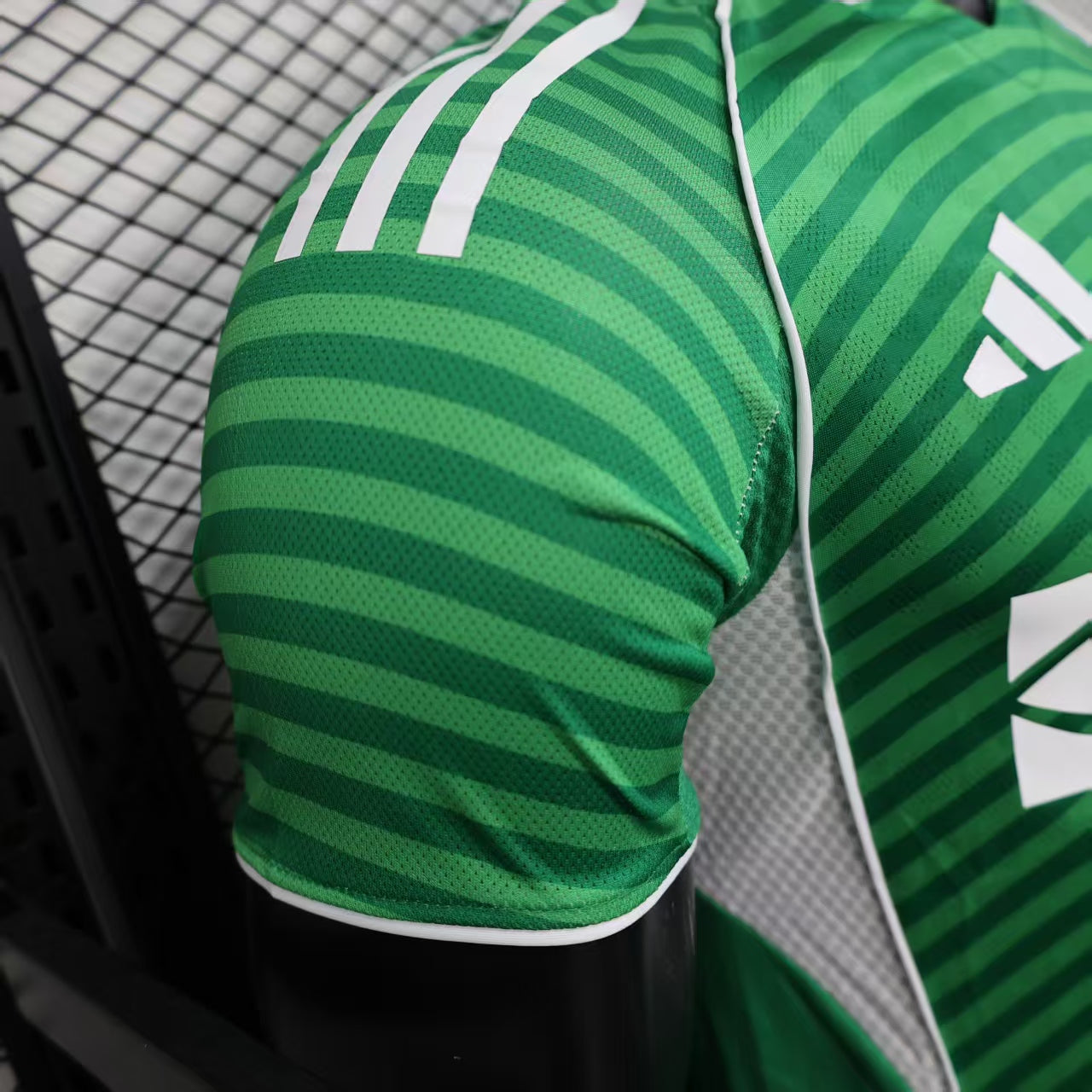 MAILLOT NEWCASTLE ÉXTERIEUR 2025/2026