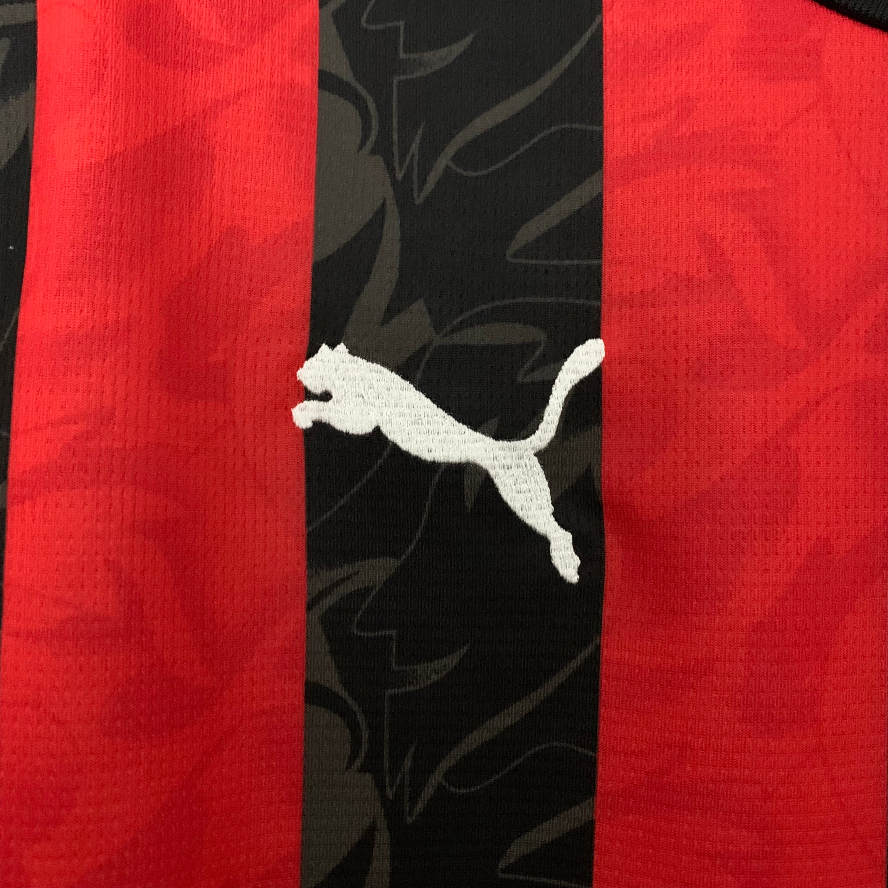 MAILLOT AC MILAN DOMICILE 2025/2026