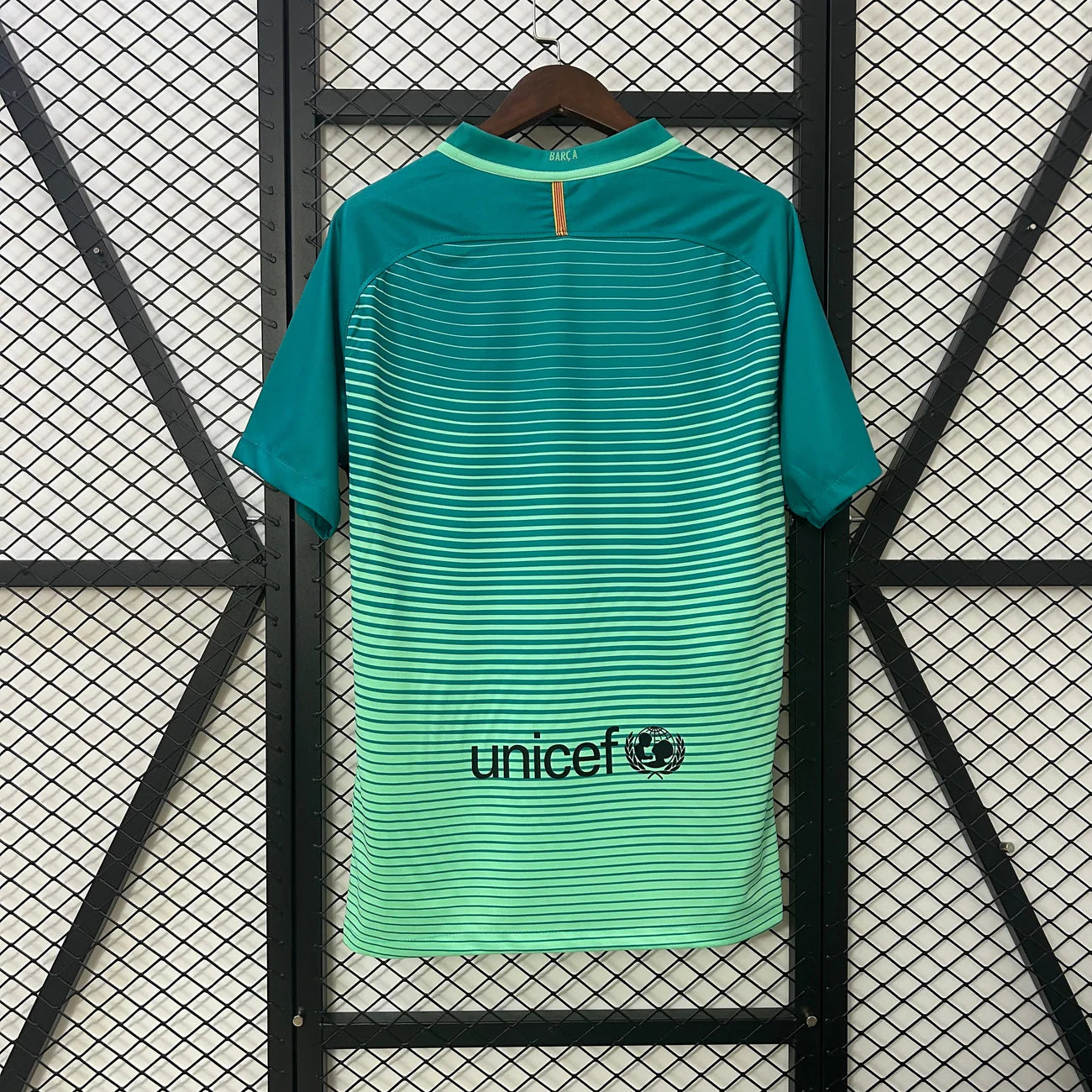 MAILLOT RETRO FC BARCELONE 2016/2017