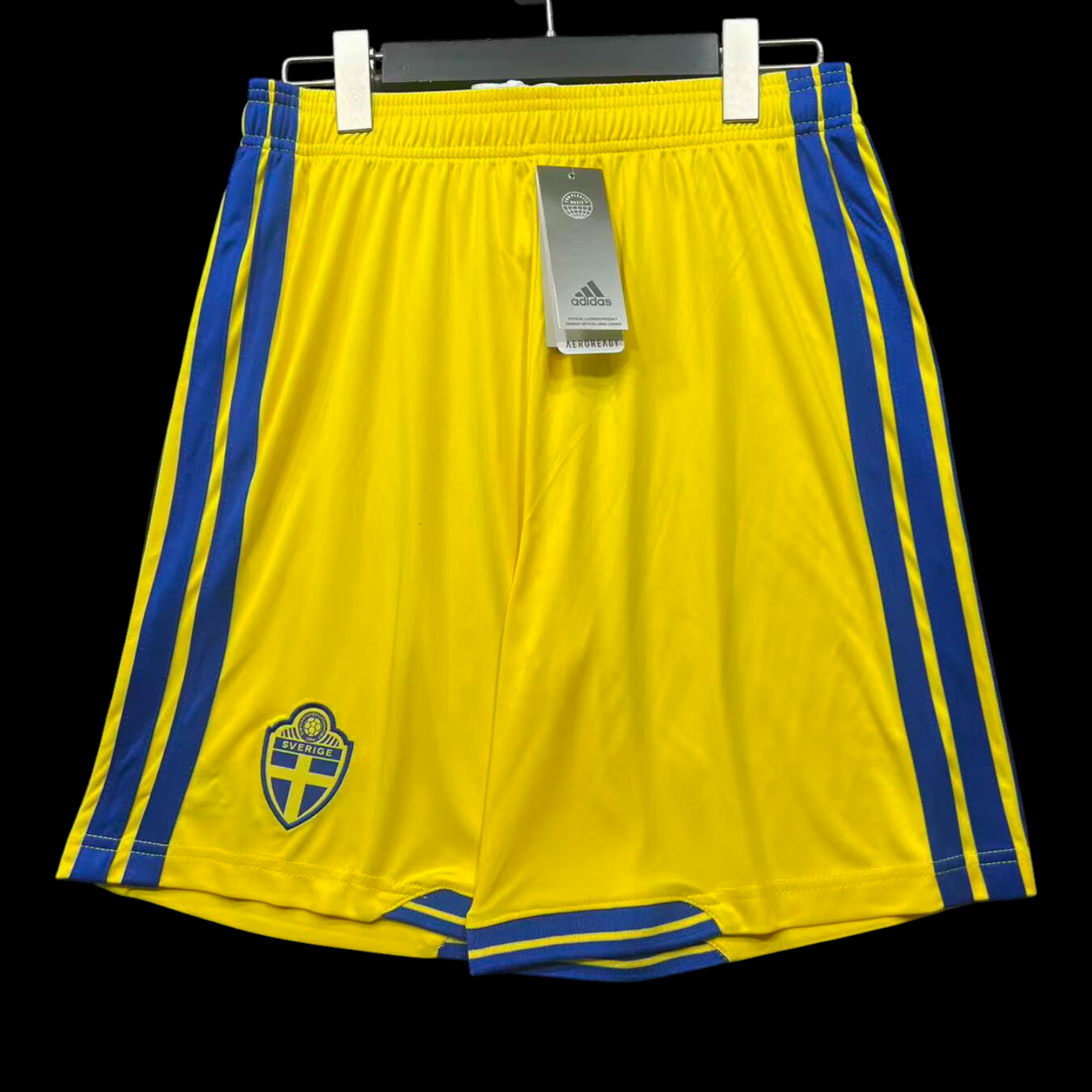 SHORT SUÈDE DOMICILE 26/27