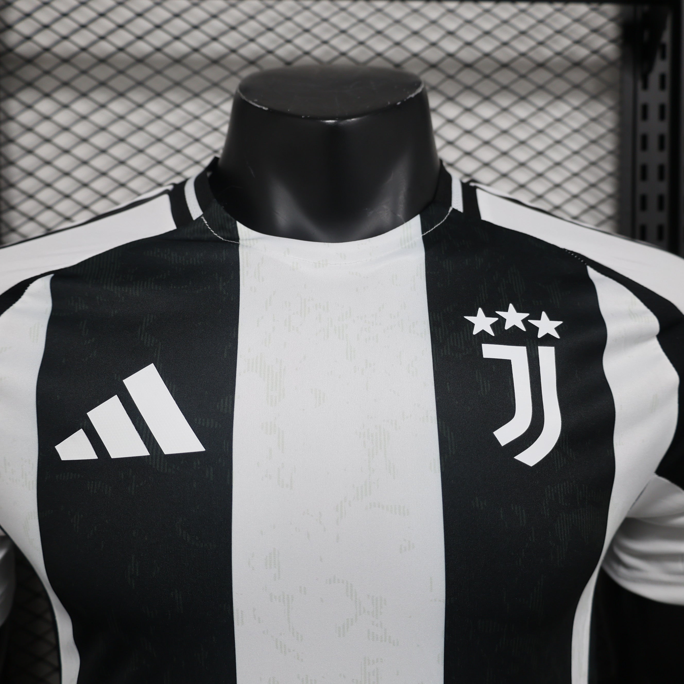 MAILLOT JUVENTUS DOMICILE 2024/2025