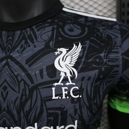 MAILLOT LIVERPOOL ÉDITION SPÉCIALE VERTE 2024/2025