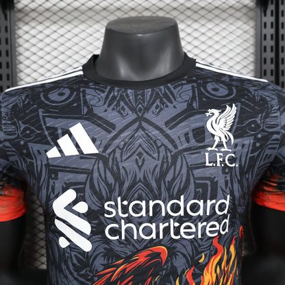 MAILLOT LIVERPOOL ÉDITION SPÉCIALE ROUGE 2024/2025