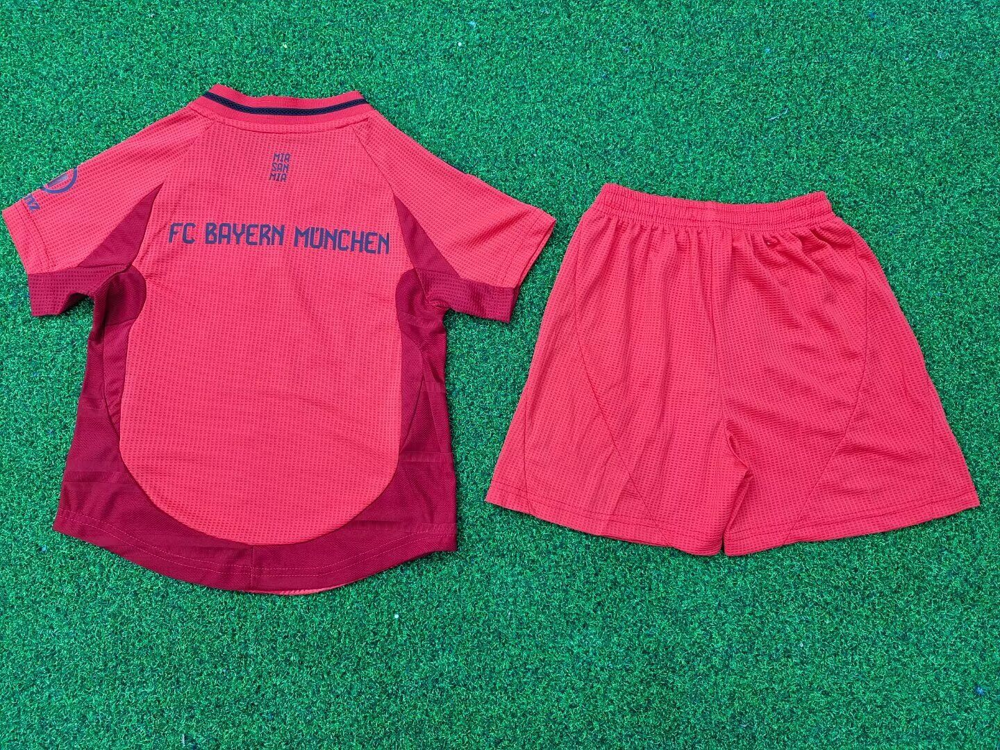 MAILLOT ENFANT BAYERN DOMICILE 2024/2025