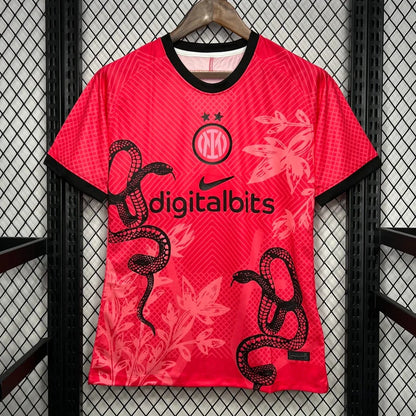 MAILLOT 24/25 INTER MILAN SPÉCIAL SERPENT ROSE