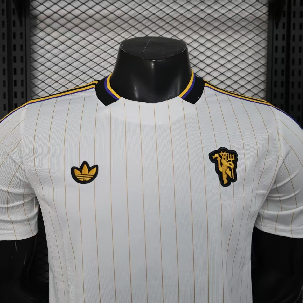 MAILLOT MANCHESTER UNITED CONCEPT