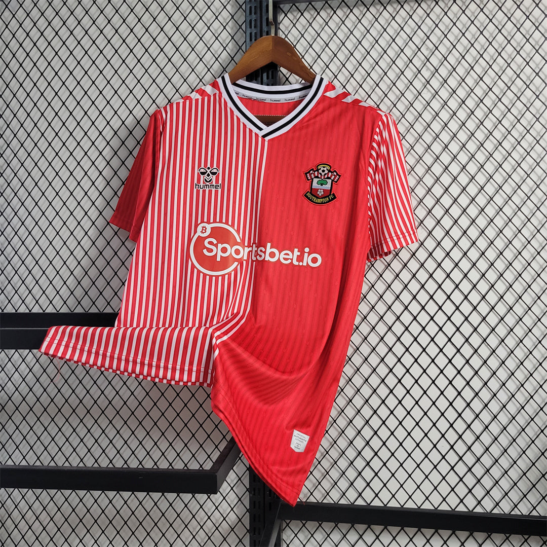 Maillot de football domicile Southampton 2013 2014 Maillot de football domicile Southampton 2013 2014
