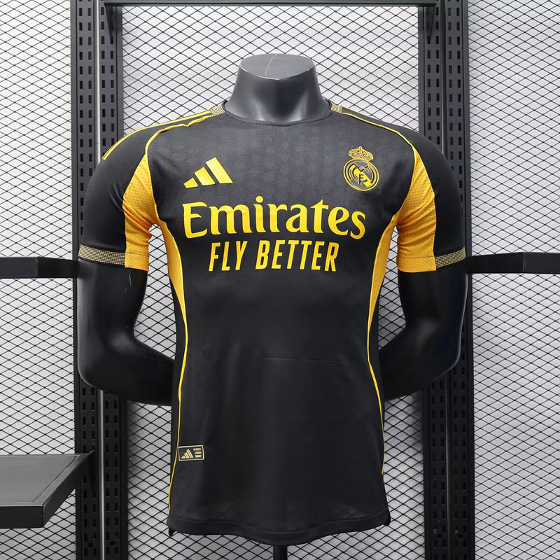 MAILLOT RÉAL MADRID NOIR ÉDITION SPÉCIAL 2025/2026