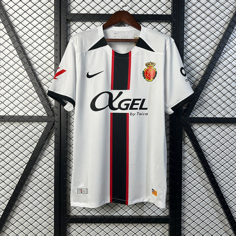 MAILLOT MAJORQUE EXTÉRIEUR 2025/2026