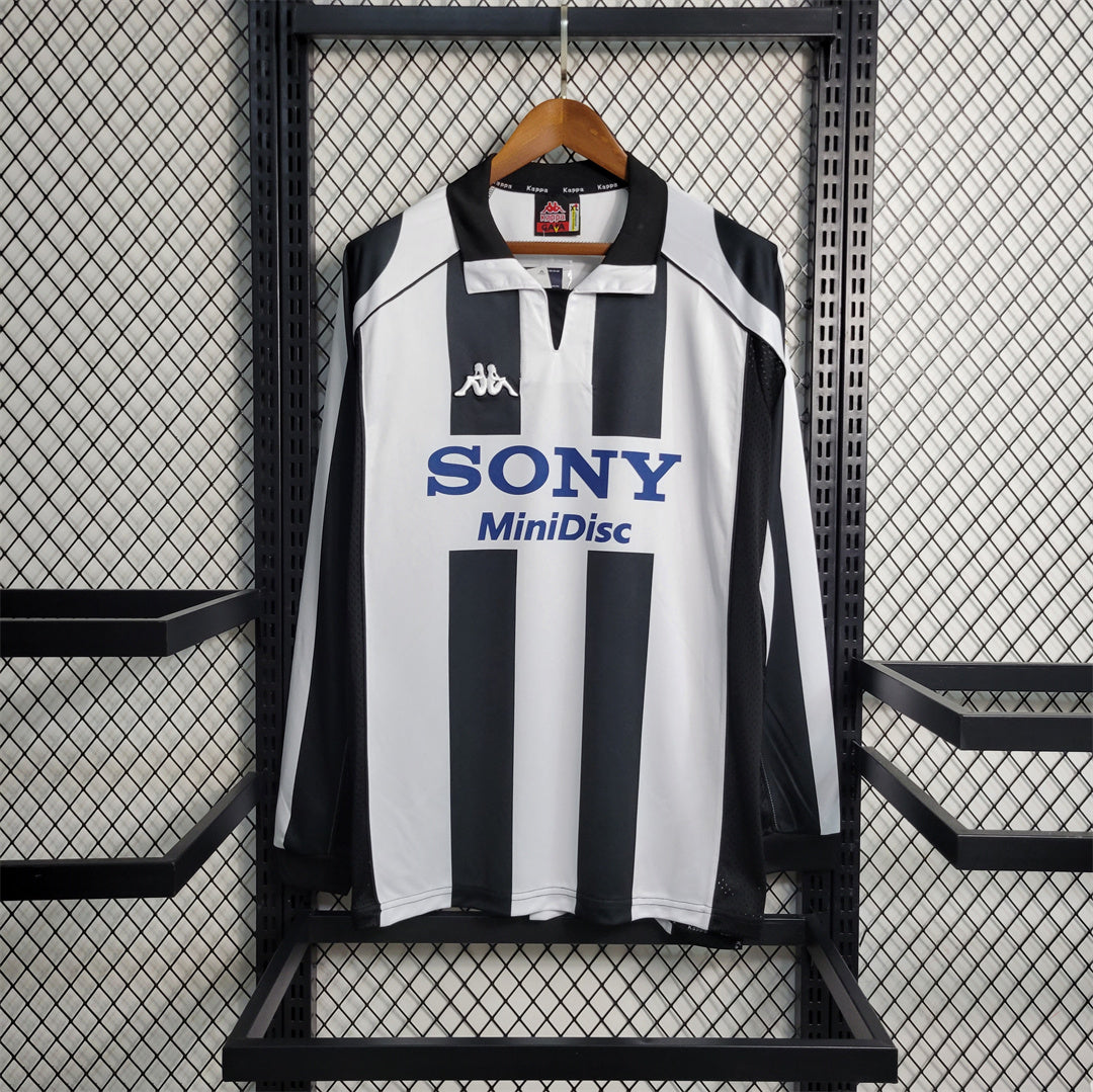 MAILLOT JUVENTUS DOMICILE 1997/1998 VERSION MANCHES LONGUES