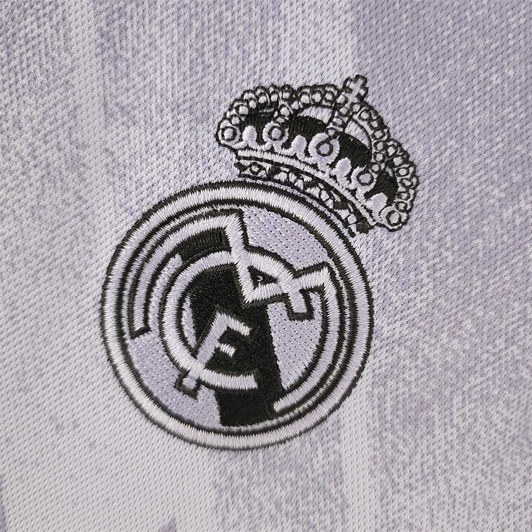 MAILLOT REAL MADRID EXTÉRIEUR 2022/2023 VERSION MANCHES LONGUES