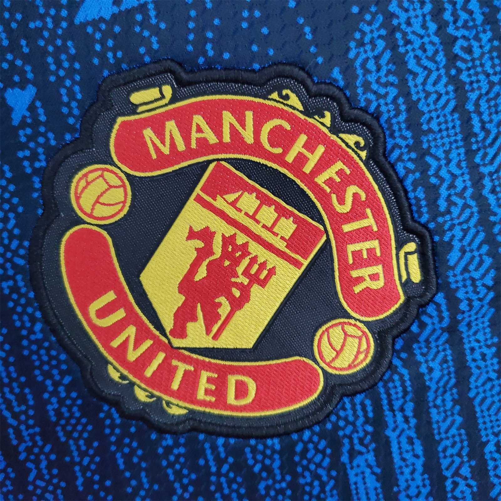 MAILLOT MANCHESTER UNITED EXTÉRIEUR 2021/2022 VERSION MANCHES LONGUES