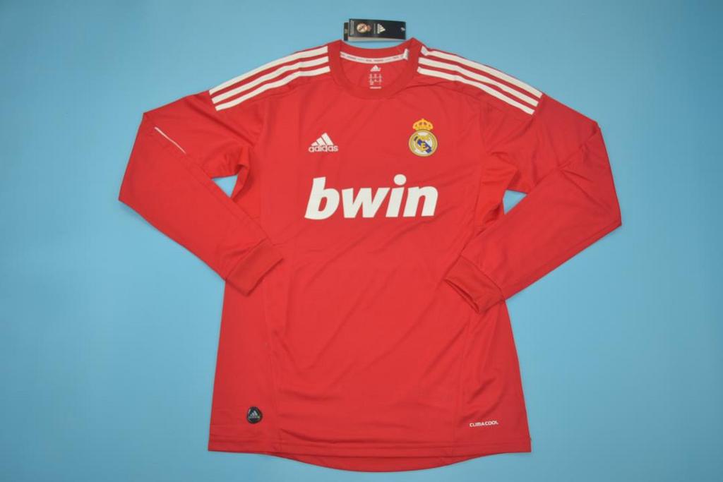 MAILLOT REAL MADRID EXTÉRIEUR 2011/2012 VERSION MANCHES LONGUES