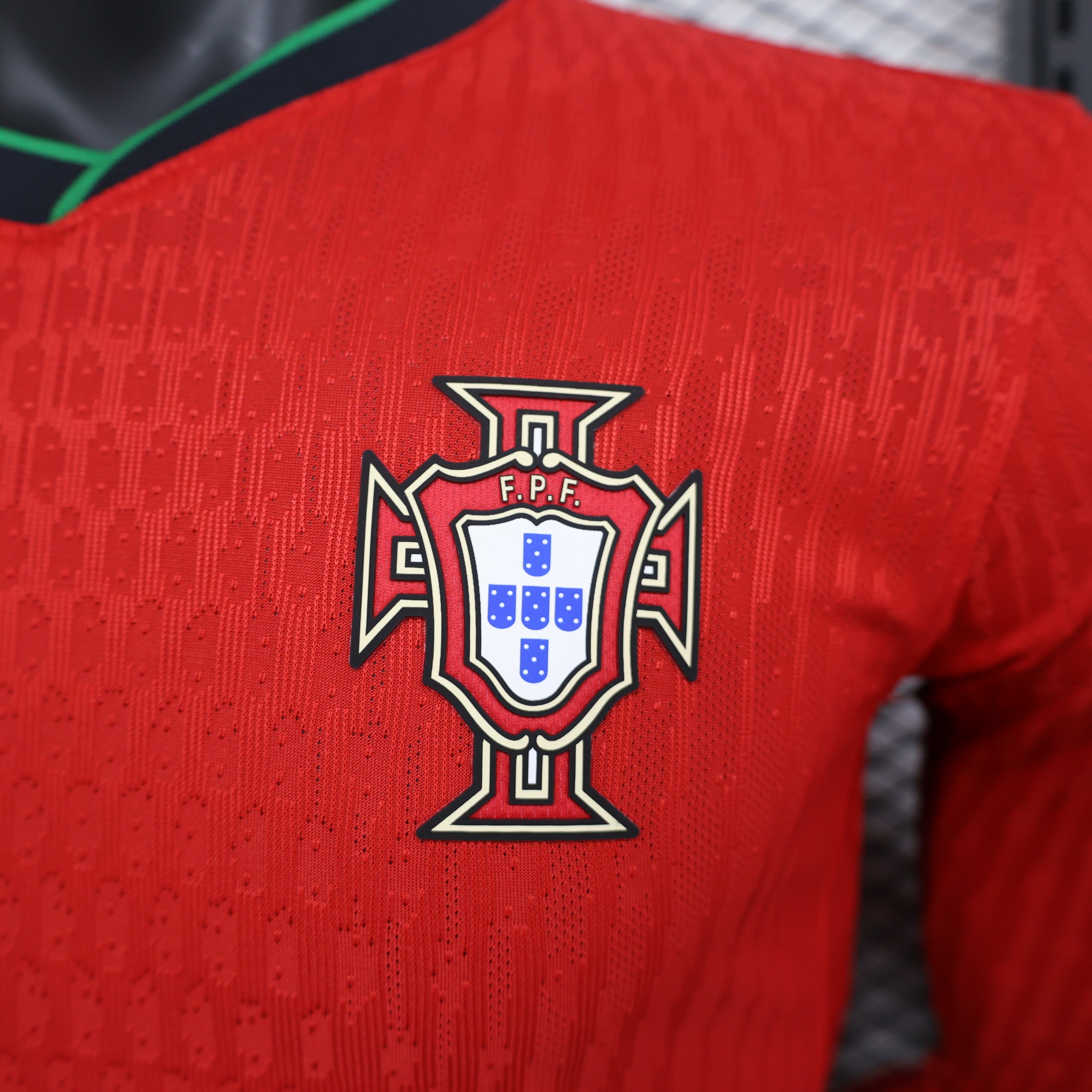 MAILLOT PORTUGAL DOMICILE 2024 VERSION MANCHES LONGUES