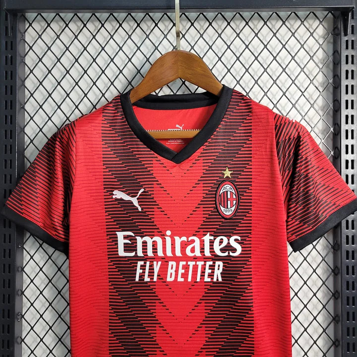 MAILLOT ENFANT AC MILAN DOMICILE 2023/2024