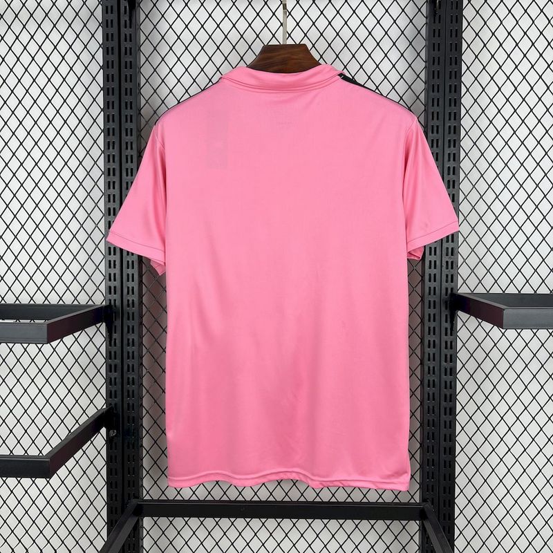 MAILLOT REAL MADRID VERSION ROSE 2025/2026