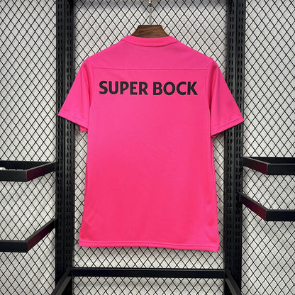 MAILLOT SPORTING ÉDITION SPÉCIALE ROSE 2024/2025