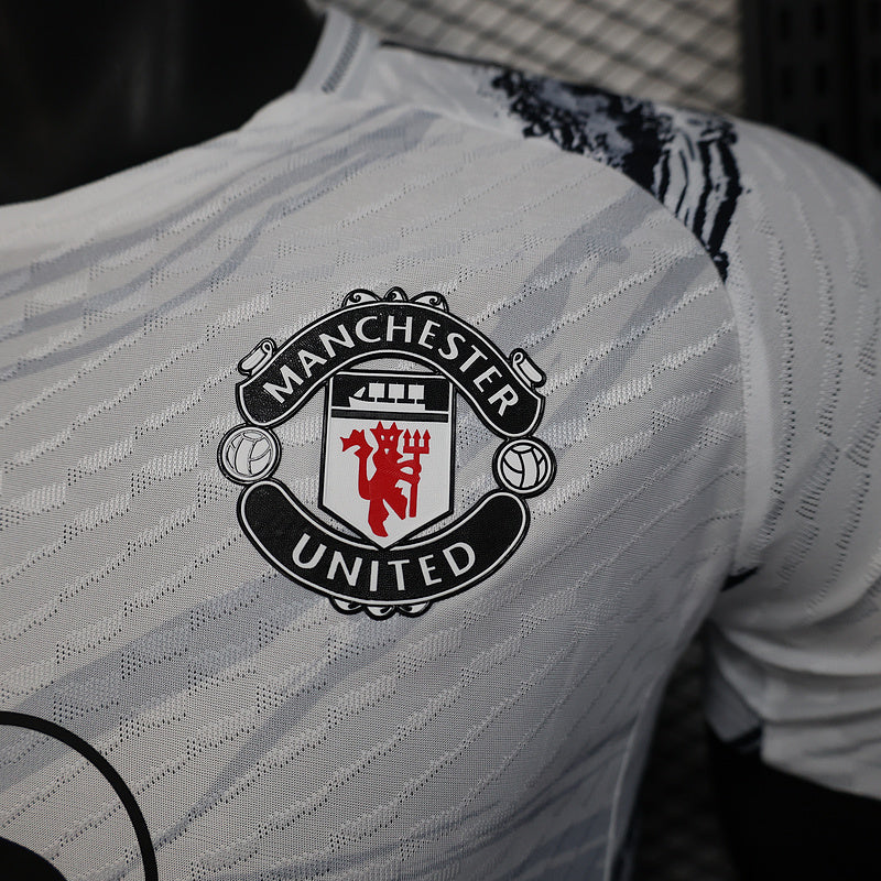 MAILLOT MANCHESTER UNITED BLANC ÉDITION SPÉCIAL 2025/2026