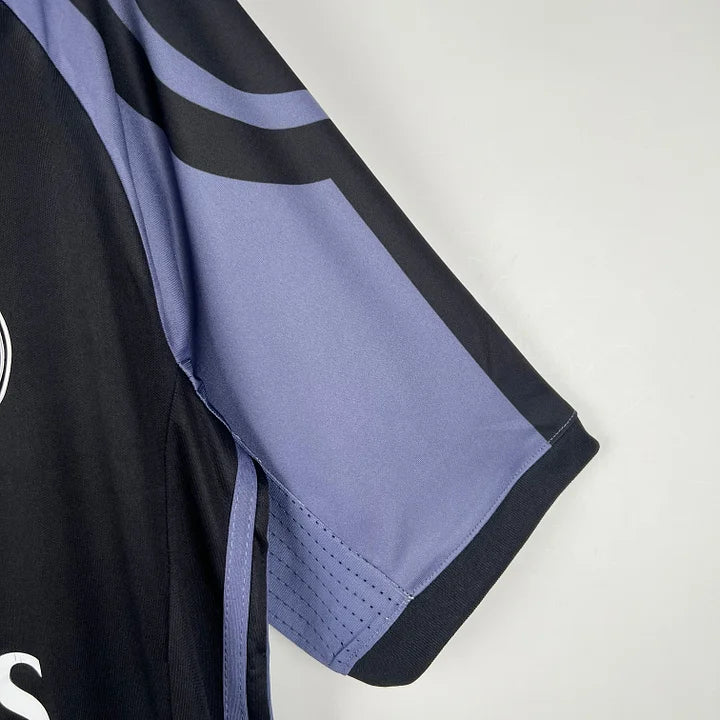 MAILLOT RETRO REAL MADRID 2016/2017