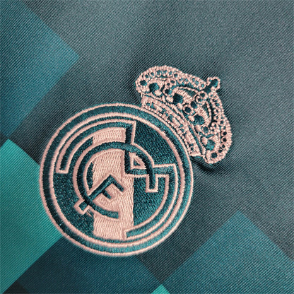 MAILLOT RETRO REAL MADRID EXTÉRIEUR 2017/2018 VERSION MANCHES LONGUES