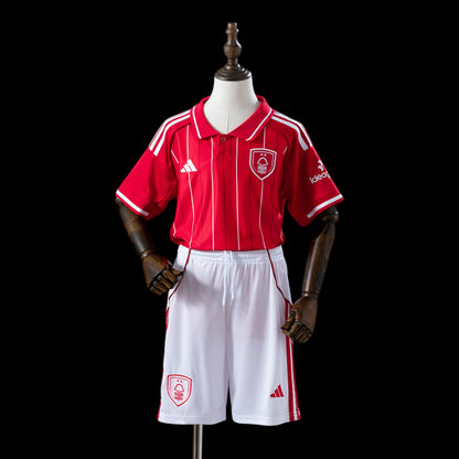 Nottingham Forest Maillot Domicile 25/26 – Enfant