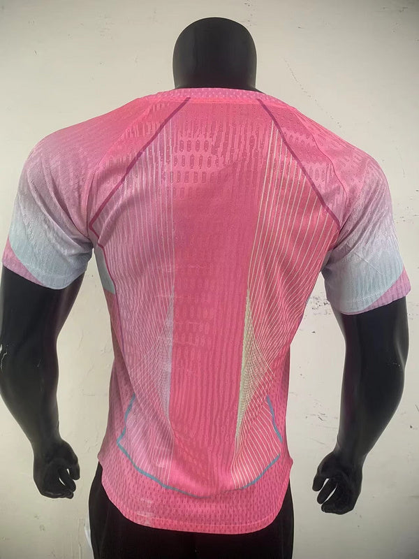 MAILLOT FC BARCELONE ÉDITION SPÉCIALE ROSE 2025/2026